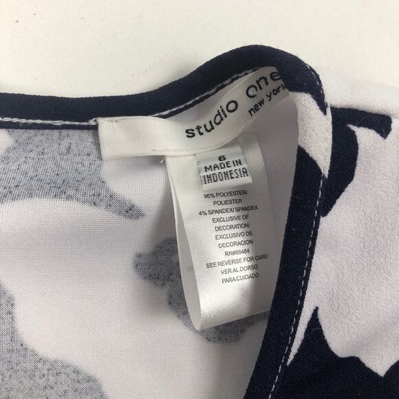 Floral sleeveless Navy/white dress by Studio One  Floral Dress NWT size 6 - Picture 6 of 8